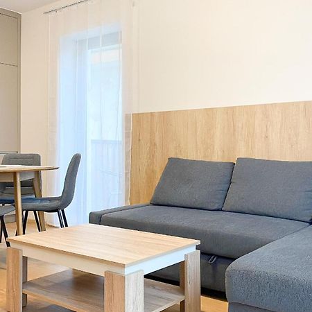 Riverfront Apartment Бешеньова Екстер'єр фото