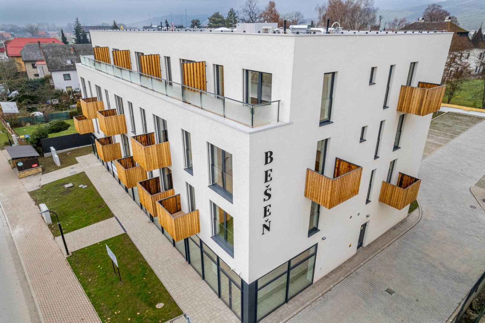 Riverfront Apartment Бешеньова Екстер'єр фото